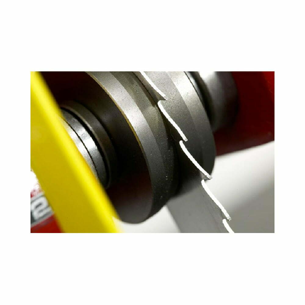 Sistem de ghidare pânză pentru acuratețe sporită