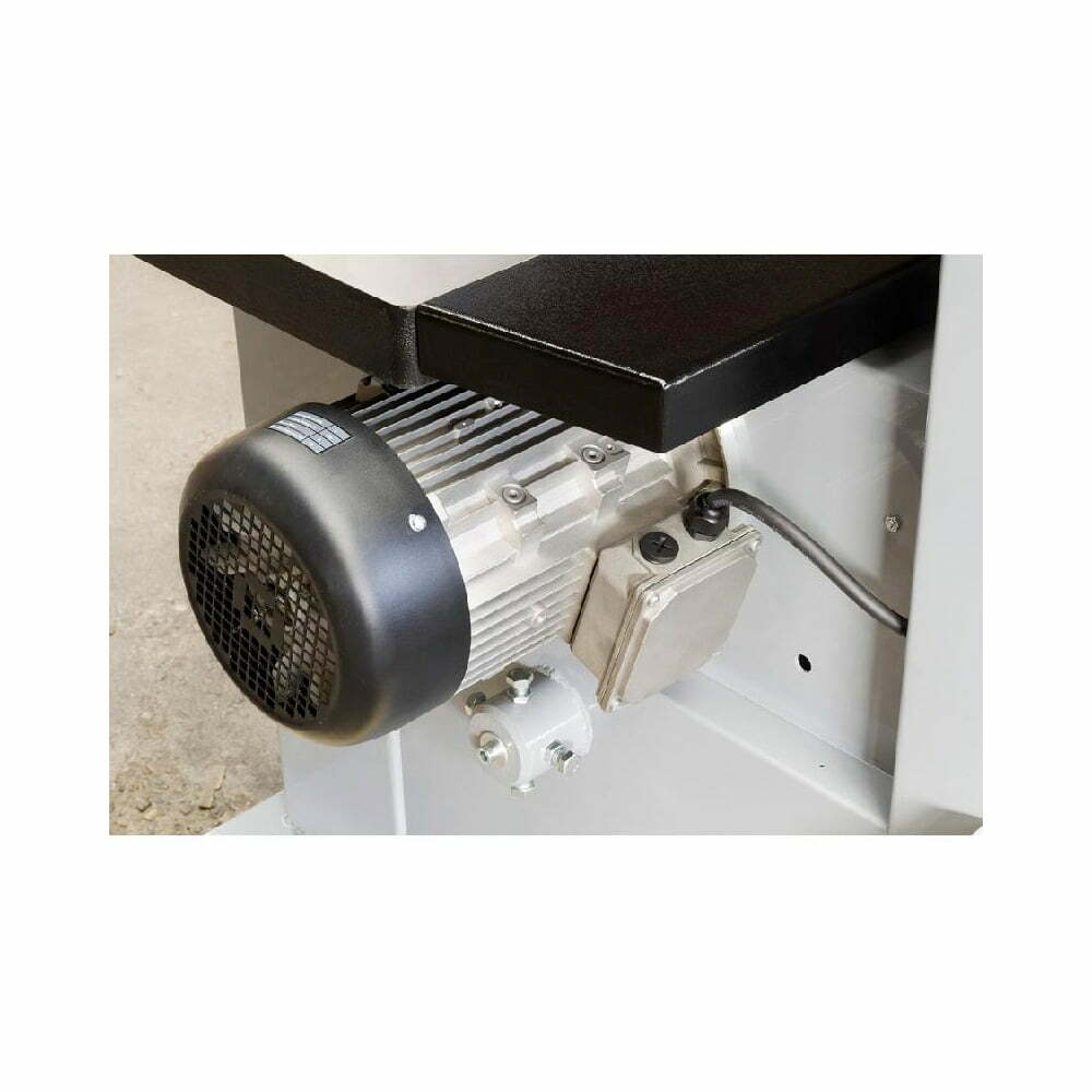 Motor puternic de 4 kW