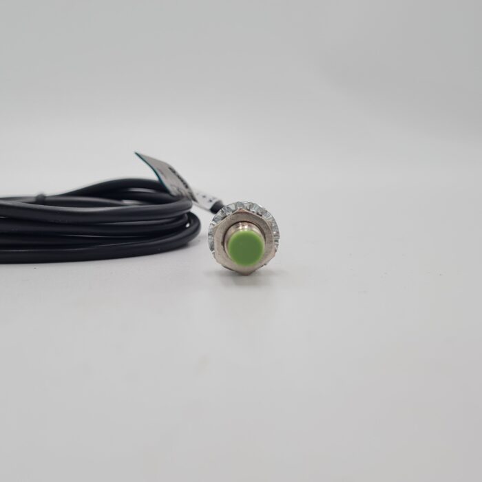 senzor PNP EL-LM8-3002PA