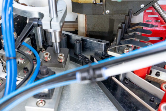 Mașină de aplicat cant industrială cu reglaje servo-electrice DANIBRUM NC320 - imagine 28