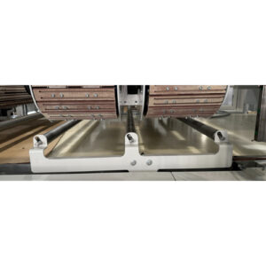 Mașină de șlefuit cu perii și bandă MB Maschinenbau ROBA Split Belt Mașină de șlefuit cu perii și bandă MB Maschinenbau ROBA Split Belt la Danibrum - Utilaje pentru PAL și lemn
