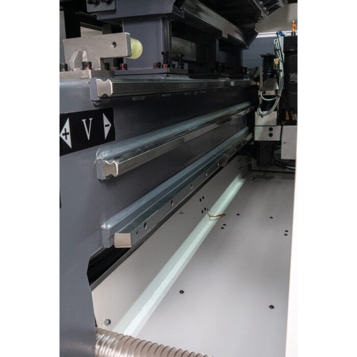 Centru de găurit CNC pe 6 laturi DANIBRUM HB61J - imagine 39