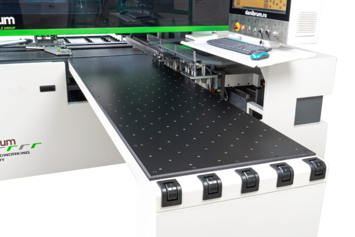 Centru de găurit CNC pe 6 laturi DANIBRUM HB61J - imagine 3