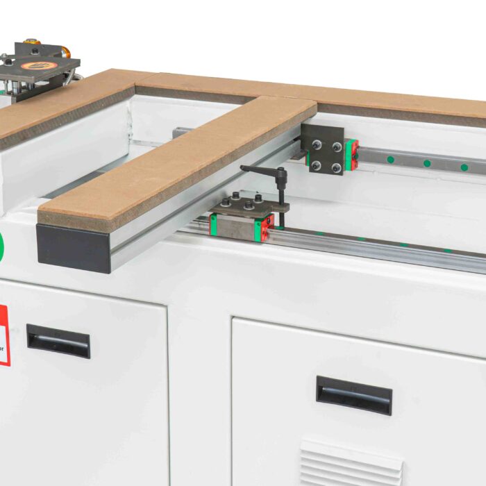 CNC de prelucrat uși pe o latură DANIBRUM HMD2200 - imagine 15