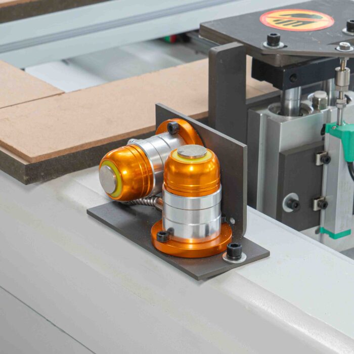 CNC de prelucrat uși pe o latură DANIBRUM HMD2200 - imagine 8