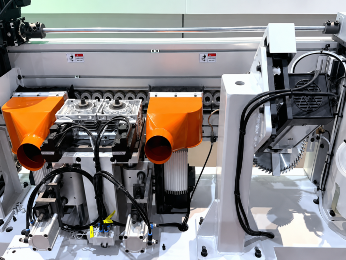 Mașină de aplicat cant pe unghi automată industrială cu reglaje servo DANIBRUM HD781A - imagine 3